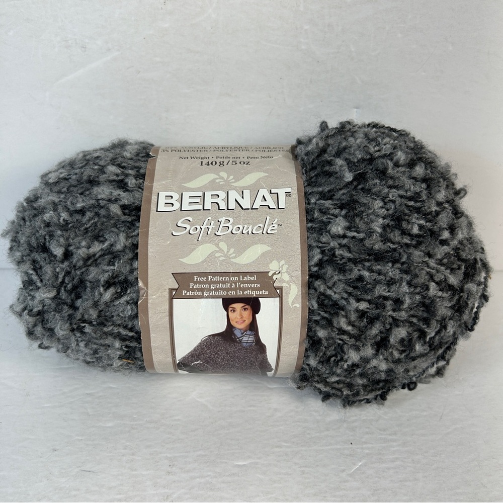 Bernat Soft Boucle Yarn - Charcoal & Light Gray - Bulky #5 - 140g Skein - New❤️